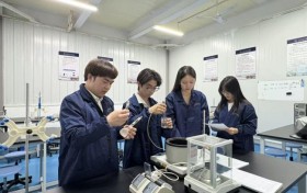 西安交通工程学院果臻鲜团队攻克果品保鲜难题